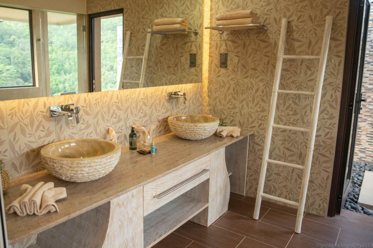 Le Duc Hillview Villas Anse Volbert Village Buitenkant foto